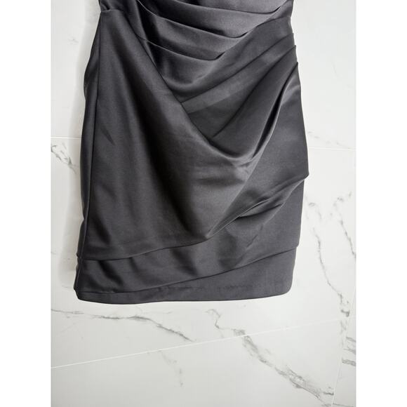 Davids Bridal, Black Mini, Ruched Strapless Cocktail Dress, Size 12 - Picture 3 of 8